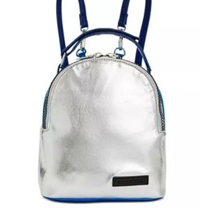 Steve Madden Mini backpack insulated